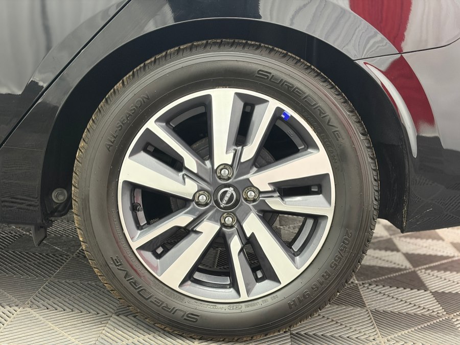 2023 Nissan Versa Sedan SV - Photo 28
