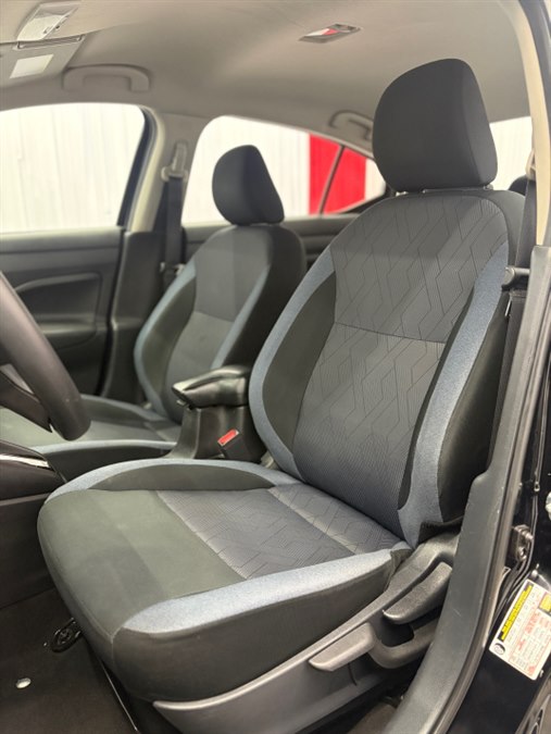 2023 Nissan Versa Sedan SV - Photo 11