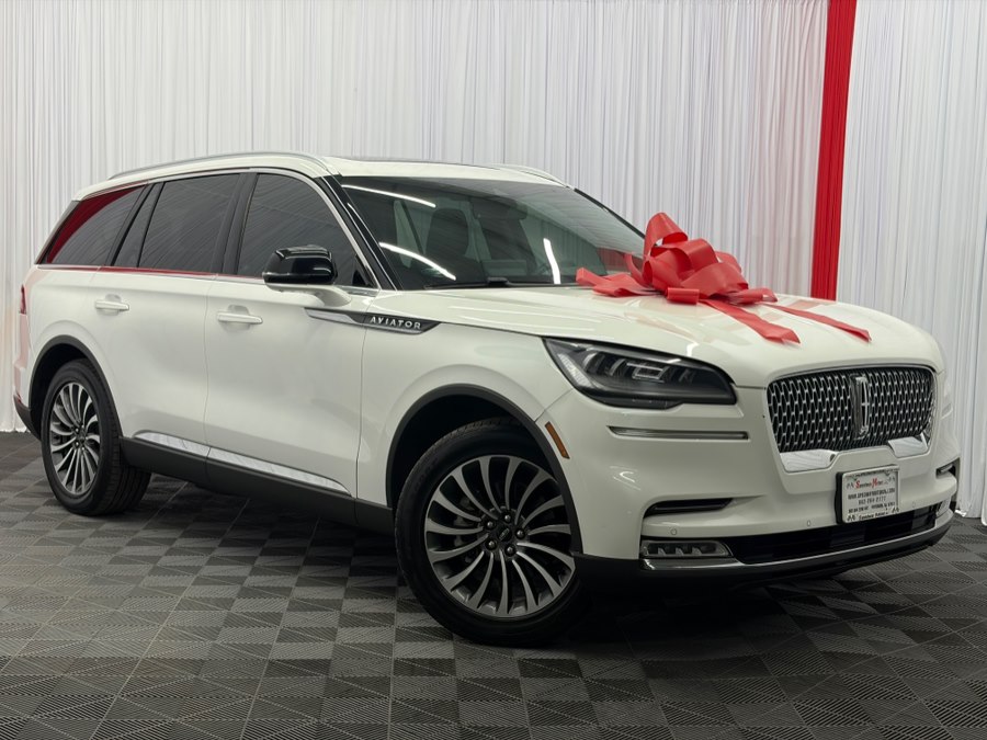 Pristine White 2021 Lincoln Aviator Reserve AWD SUV / Crossover All-Wheel Drive Automatic