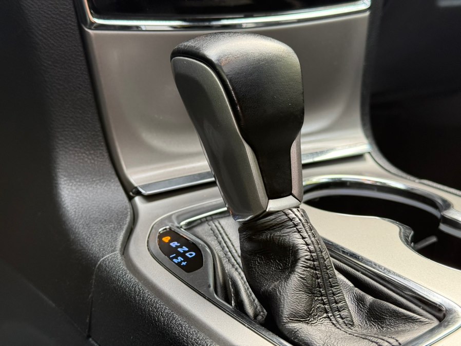 2019 Jeep Grand Cherokee Altitude - Photo 20