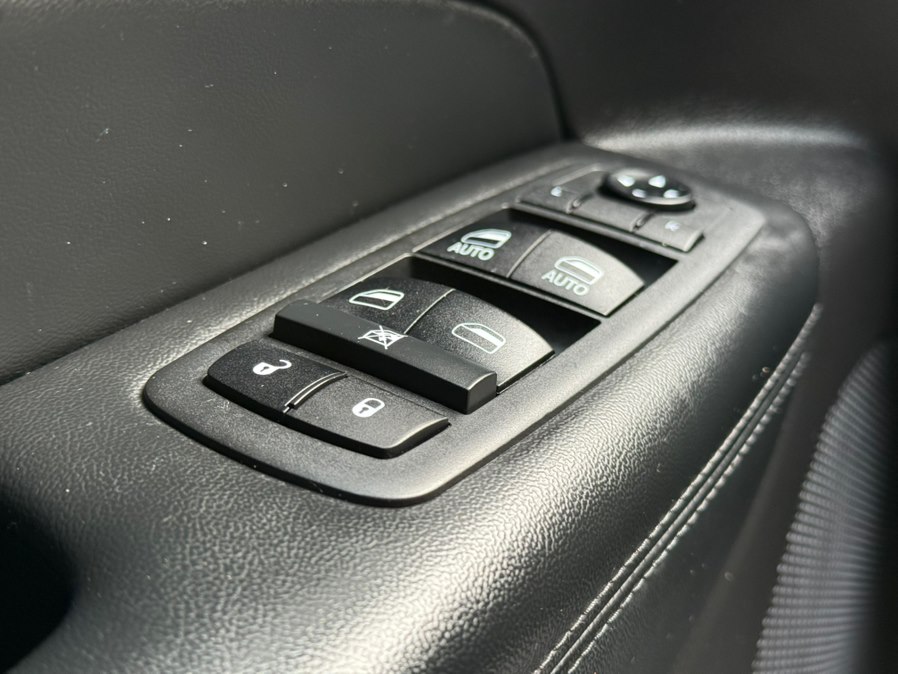 2019 Jeep Grand Cherokee Altitude - Photo 24
