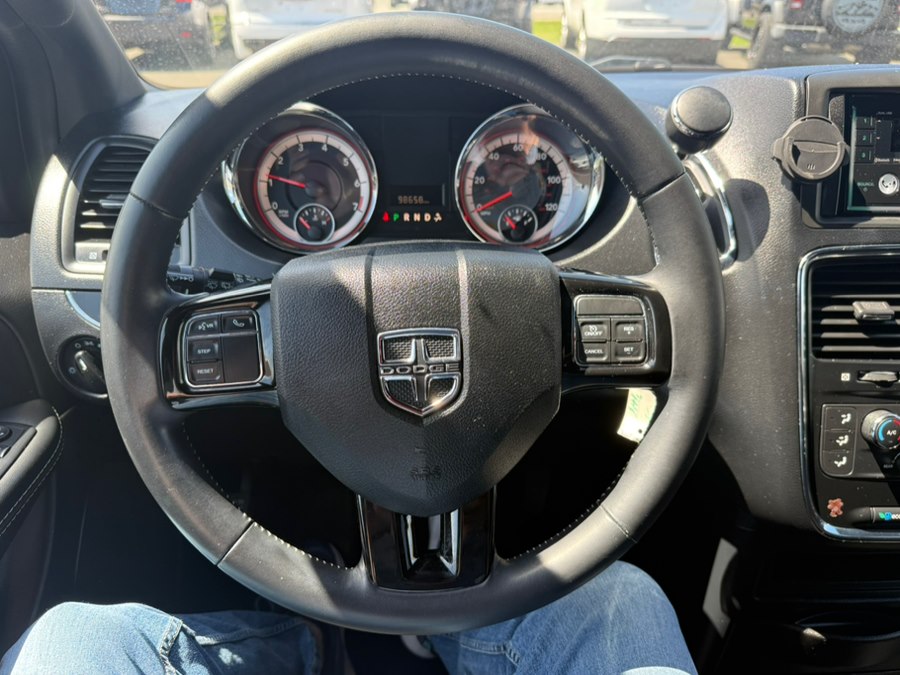 2015 Dodge Grand Caravan SE - Photo 12