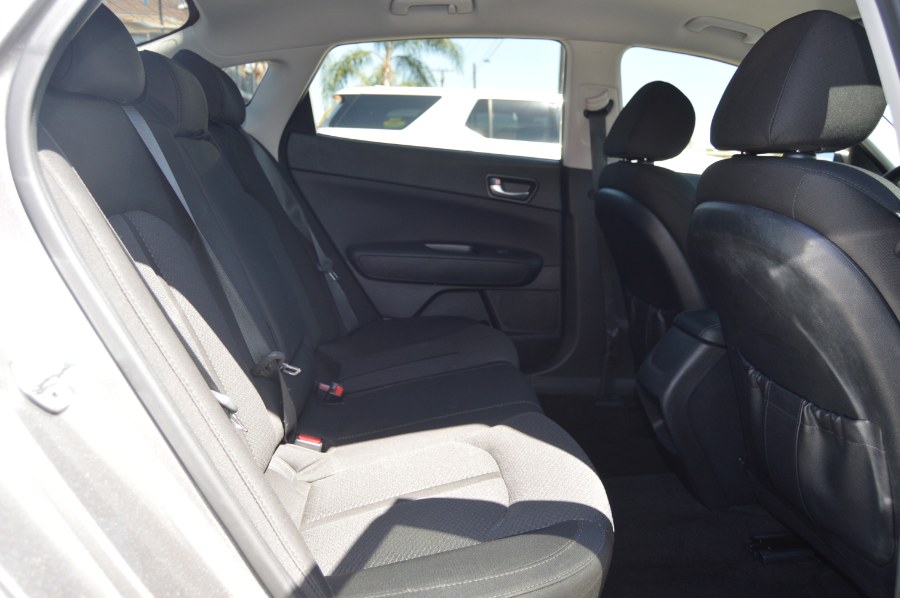 2018 Kia Optima LX - Photo 17