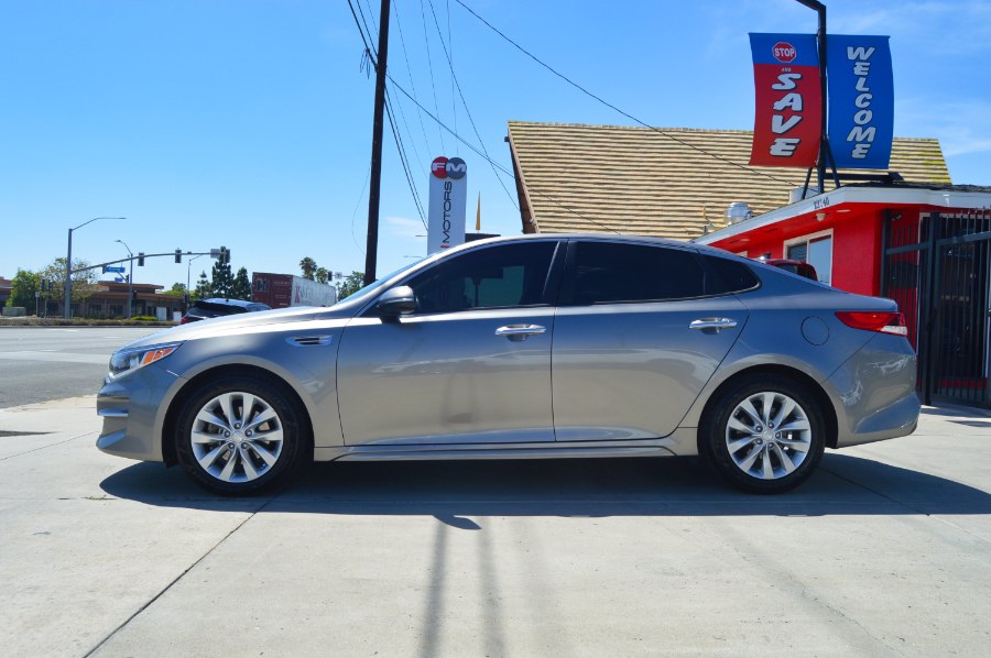 2018 Kia Optima LX - Photo 1