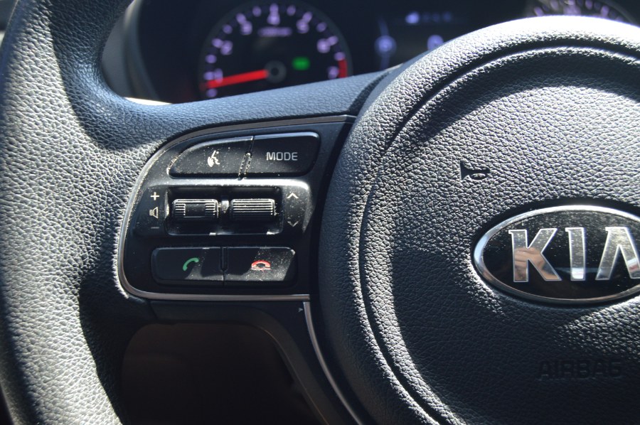 2018 Kia Optima LX - Photo 29
