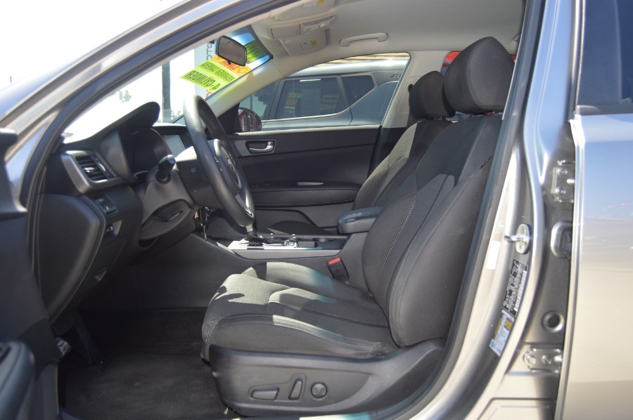2018 Kia Optima LX - Photo 13