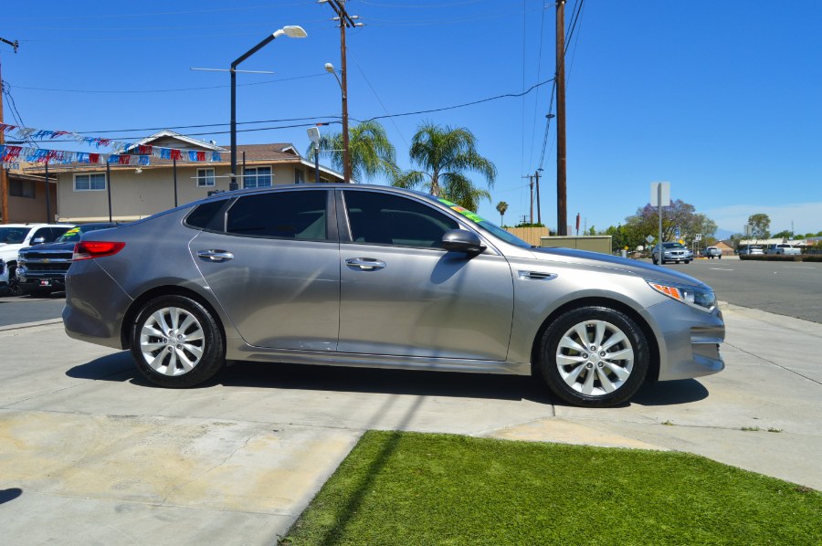 2018 Kia Optima LX - Photo 5