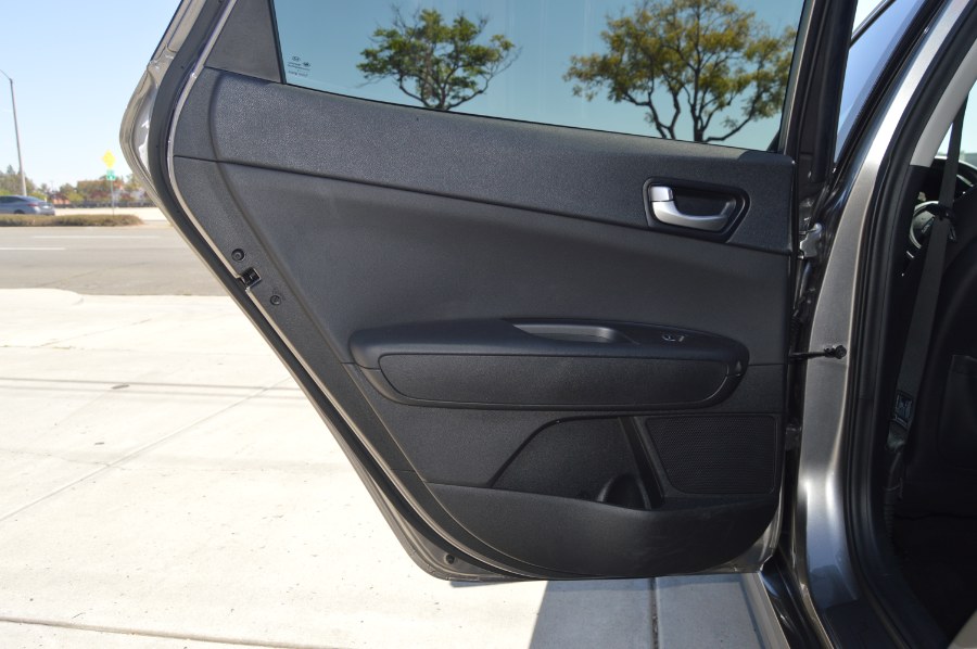 2018 Kia Optima LX - Photo 14