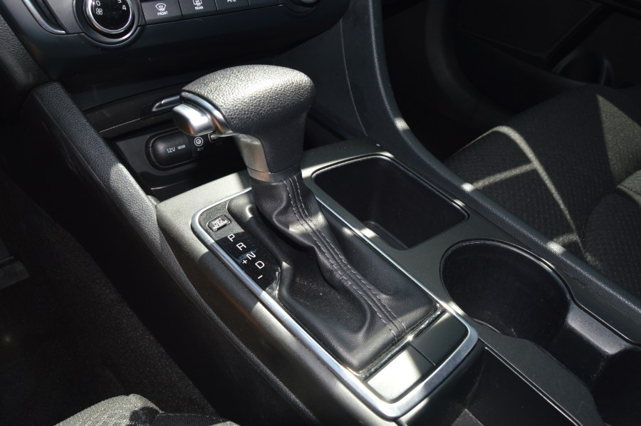 2018 Kia Optima LX - Photo 25