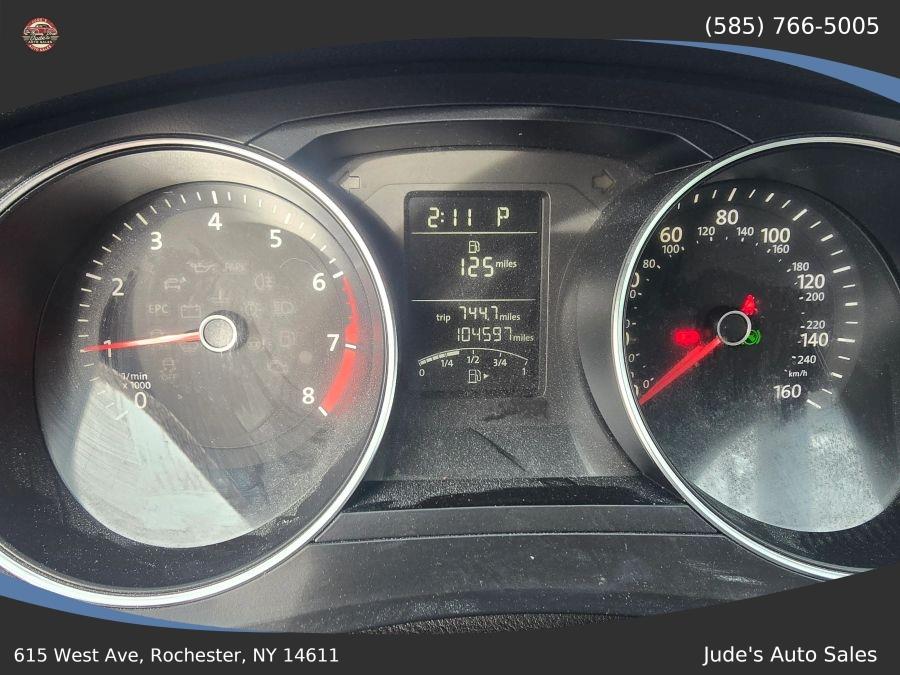 Volkswagen Jetta photo 14