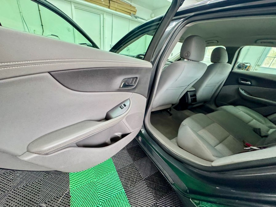 2015 Chevrolet Impala 1LS - Photo 17