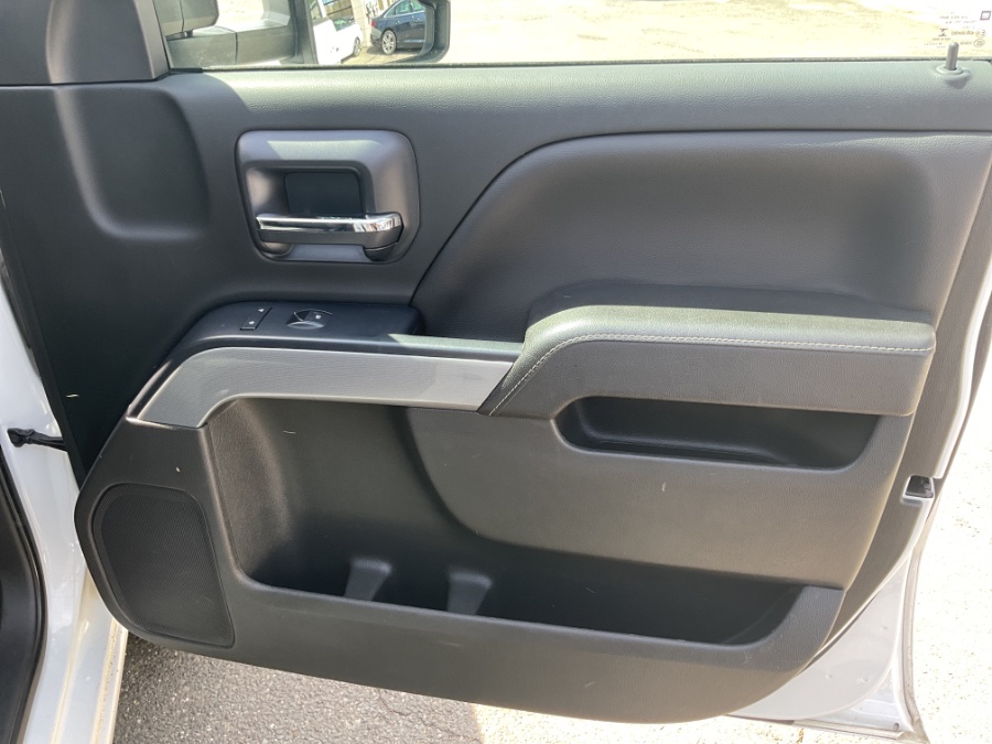 2018 Chevrolet Silverado 1500 LT - Photo 24