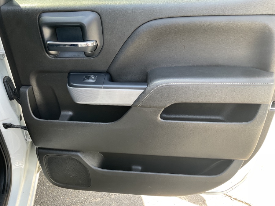 2018 Chevrolet Silverado 1500 LT - Photo 19