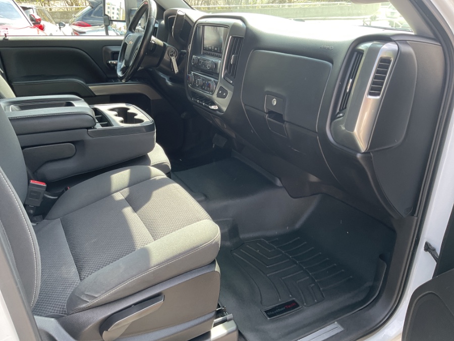 2018 Chevrolet Silverado 1500 LT - Photo 25