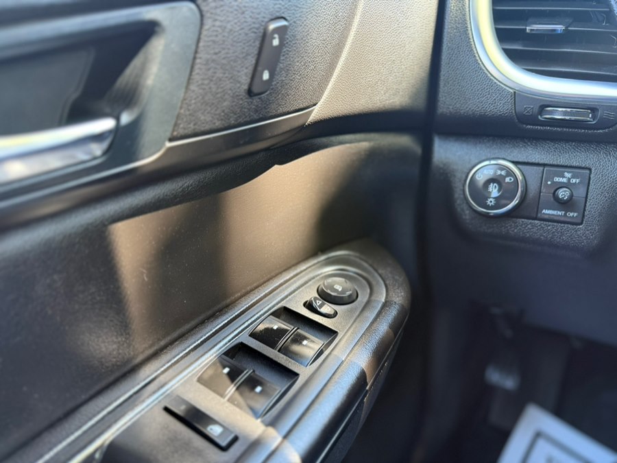 2016 Chevrolet Traverse 1LT - Photo 22