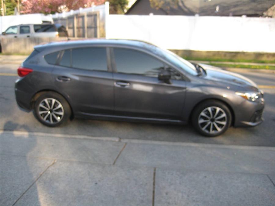 2022 Subaru Impreza Base - Photo 3