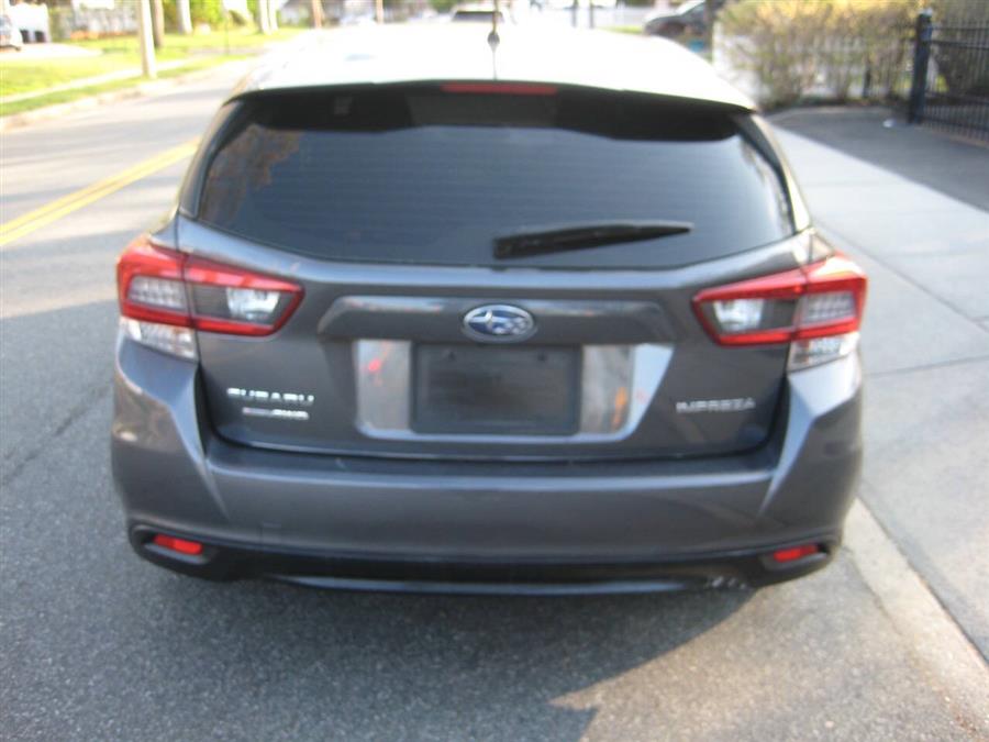 2022 Subaru Impreza Base - Photo 5