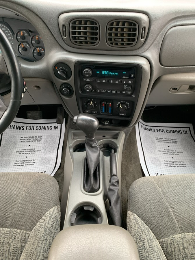 2002 Chevrolet TrailBlazer LS - Photo 14