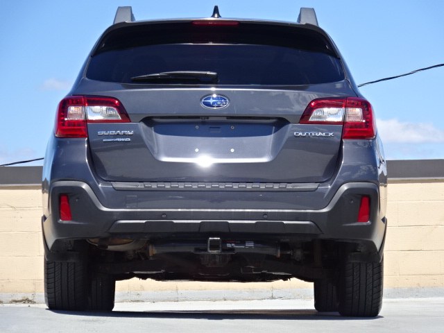 2018 Subaru Outback Limited - Photo 14