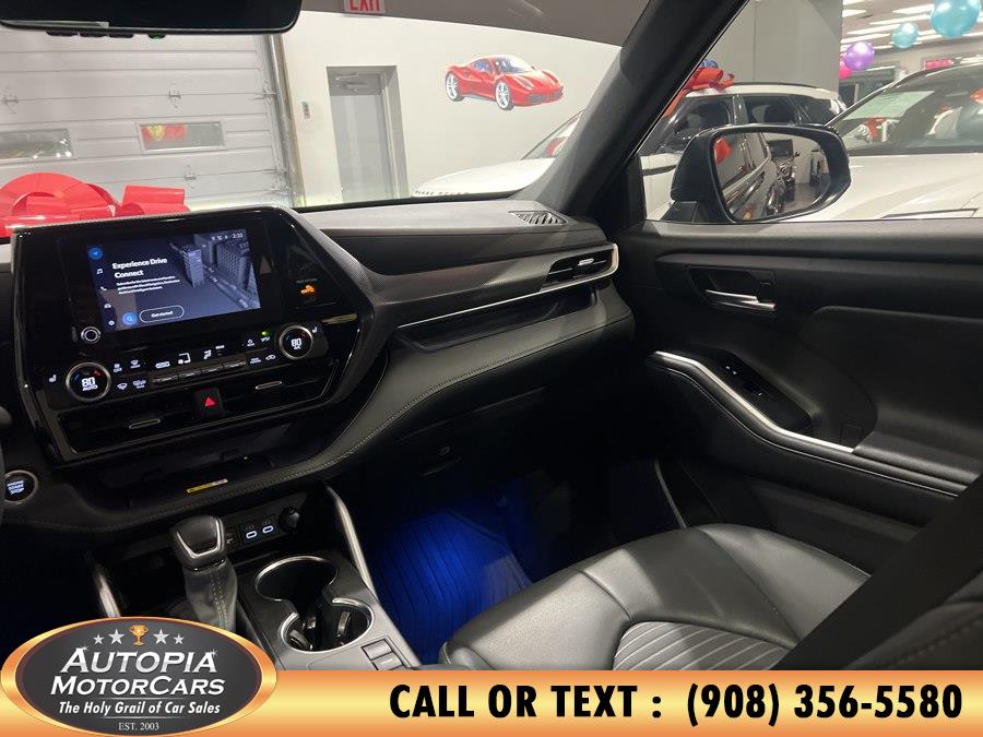 2024 Toyota Highlander XSE - Photo 23