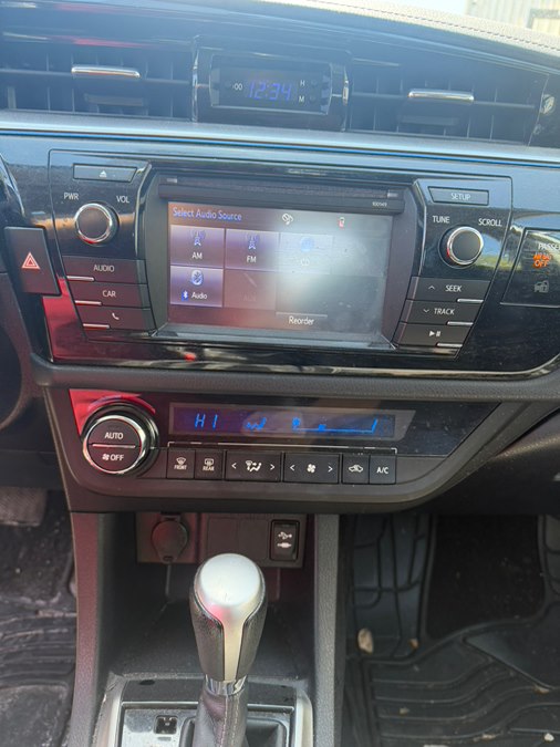 2014 Toyota Corolla S Plus - Photo 13