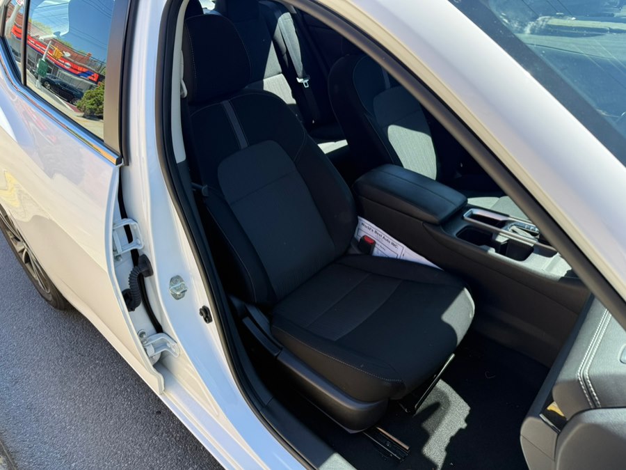2023 Nissan Sentra SV - Photo 7