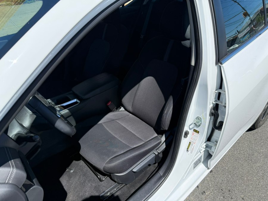 2023 Nissan Sentra SV - Photo 6