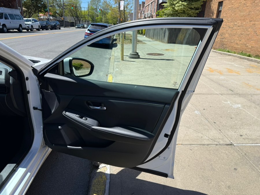 2023 Nissan Sentra SV - Photo 18