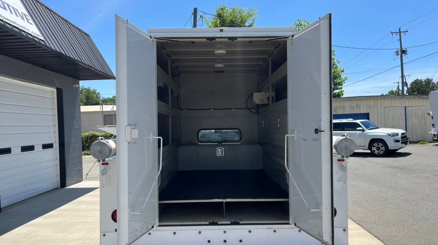 2016 Ford F-450 Super Duty Chassis Cab XL - Photo 9