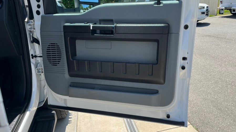 2016 Ford F-450 Super Duty Chassis Cab XL - Photo 14