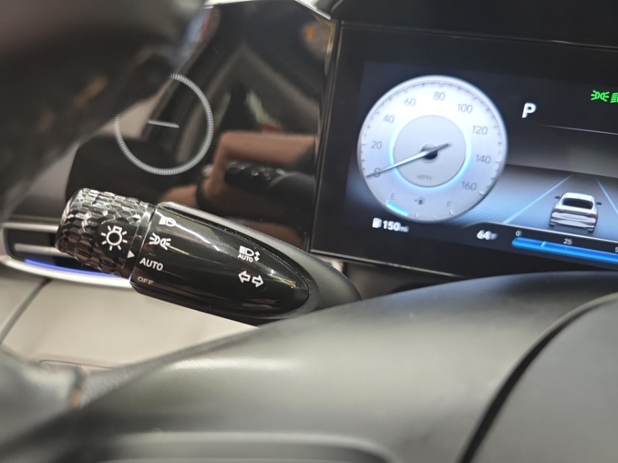 2023 Hyundai Elantra Limited - Photo 26
