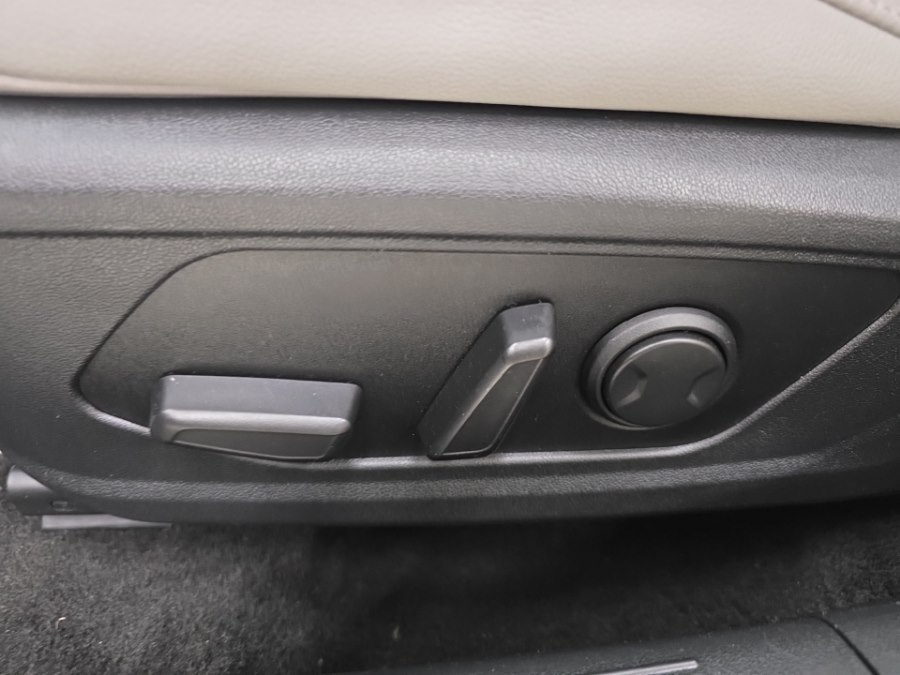 2023 Hyundai Elantra Limited - Photo 33