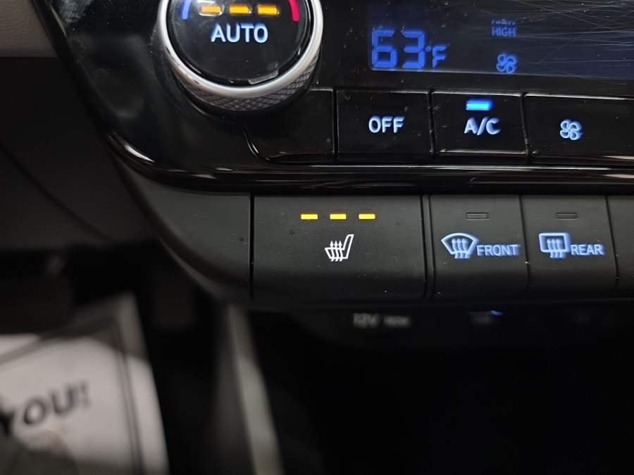 2023 Hyundai Elantra Limited - Photo 19