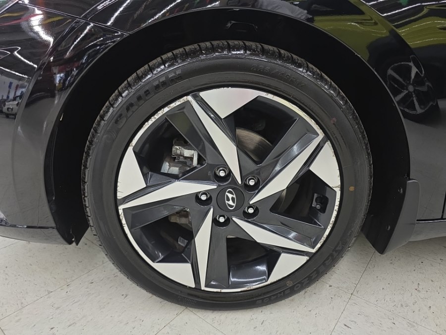 2023 Hyundai Elantra Limited - Photo 35