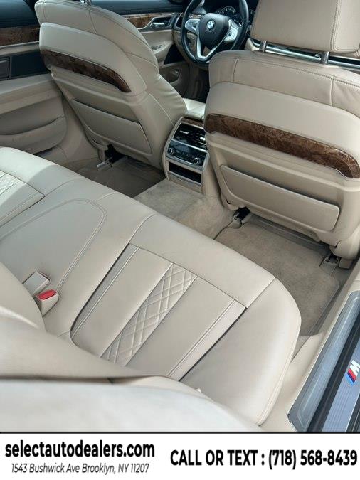 2019 BMW 7 Series 750i - Photo 35