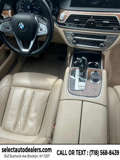2019 BMW 7 Series 750i - Photo 30