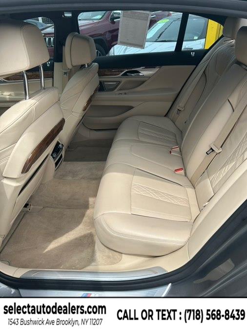2019 BMW 7 Series 750i - Photo 36
