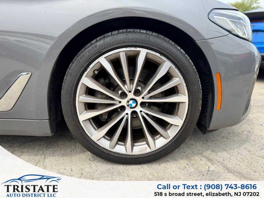 2022 BMW 5 Series 530i - Photo 40