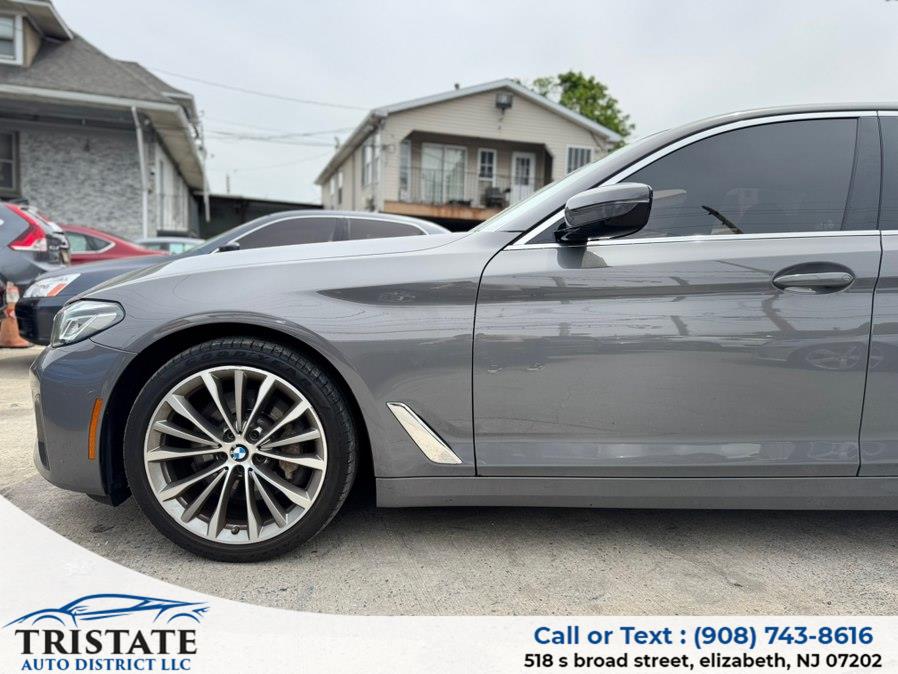 2022 BMW 5 Series 530i - Photo 8