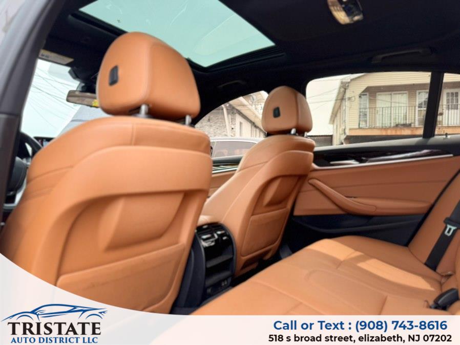 2022 BMW 5 Series 530i - Photo 14