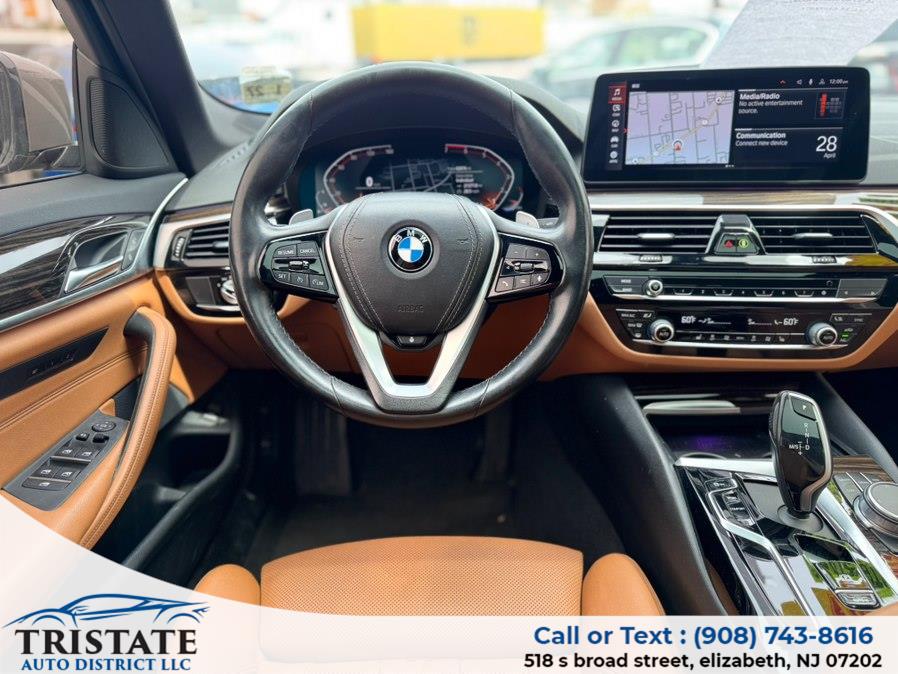 2022 BMW 5 Series 530i - Photo 21