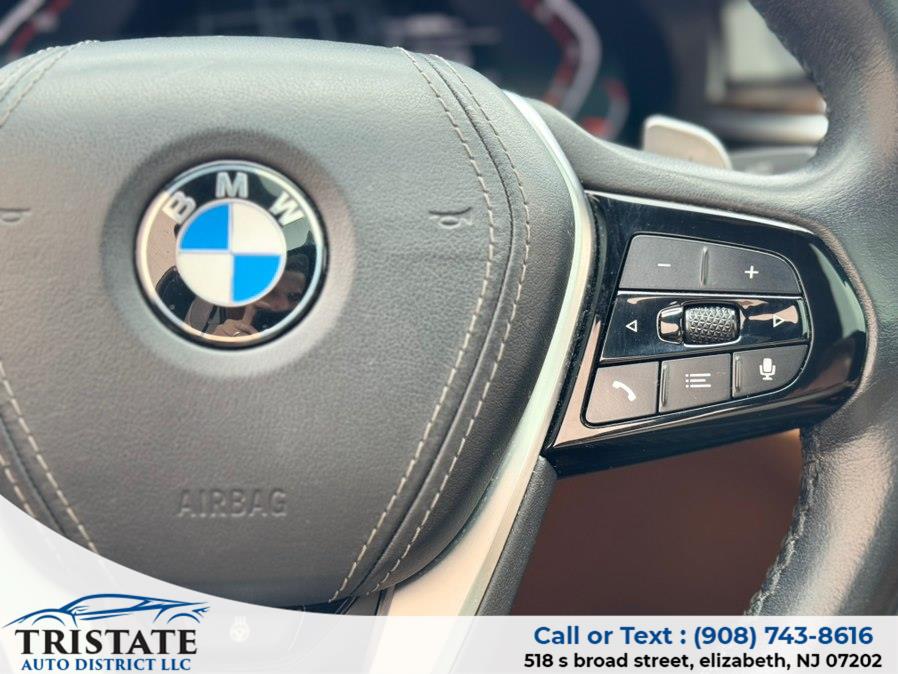 2022 BMW 5 Series 530i - Photo 23