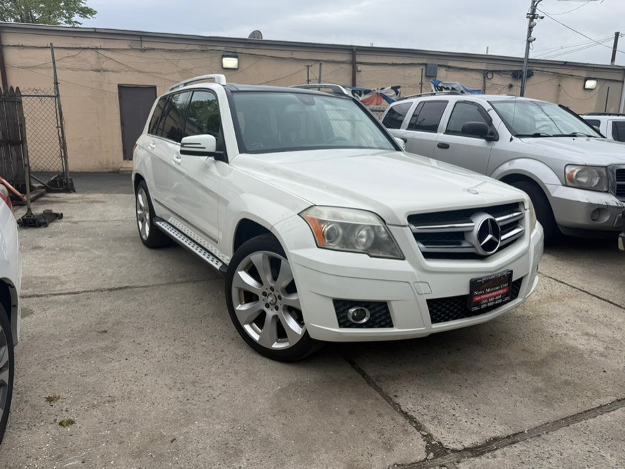 Arctic White 2010 Mercedes-Benz GLK 350 4MATIC SUV / Crossover All-Wheel Drive Automatic