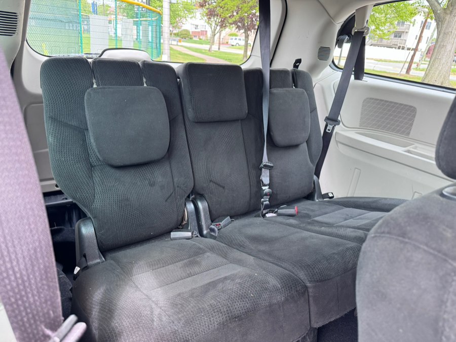 2015 Dodge Grand Caravan American Value Package - Photo 10