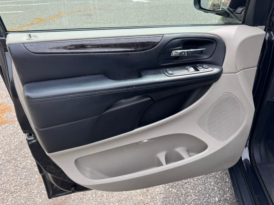 2015 Dodge Grand Caravan American Value Package - Photo 13