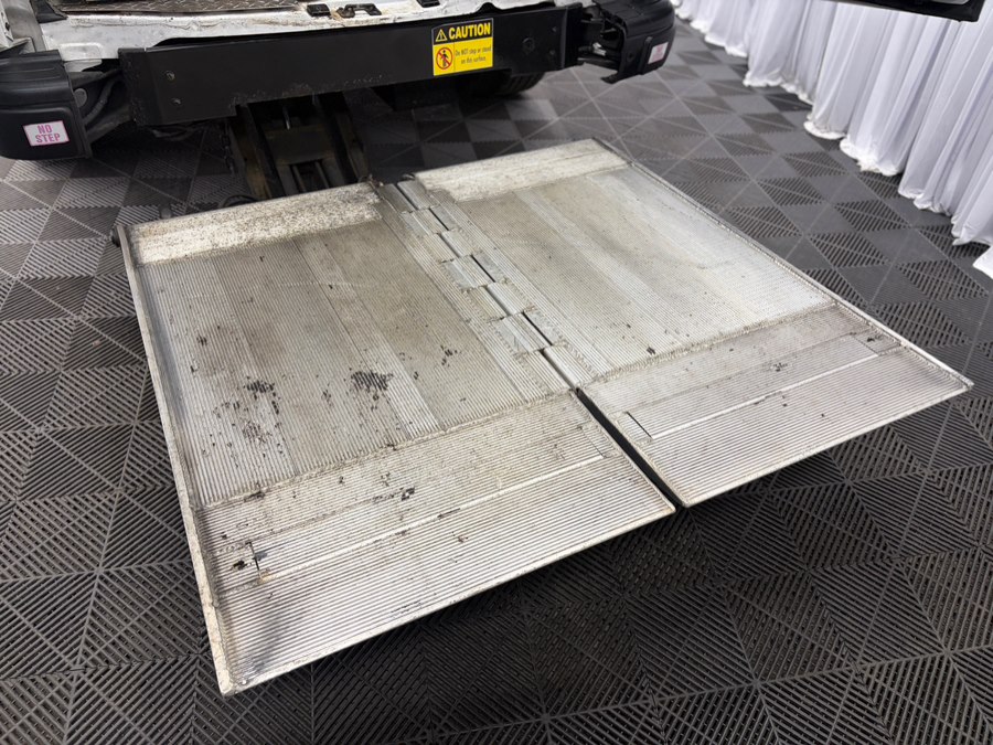 2021 Chevrolet Express Cargo Work Van - Photo 16