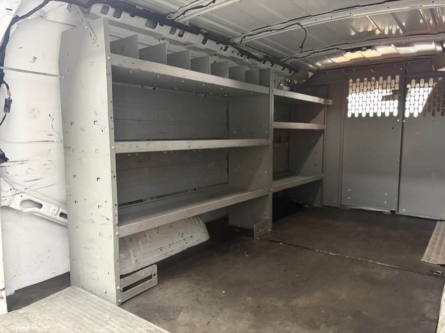 2021 Chevrolet Express Cargo Work Van - Photo 18