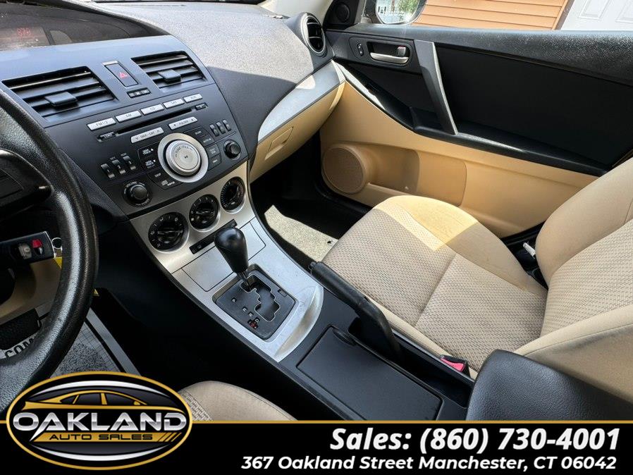 2010 Mazda MAZDA3 i Touring - Photo 22