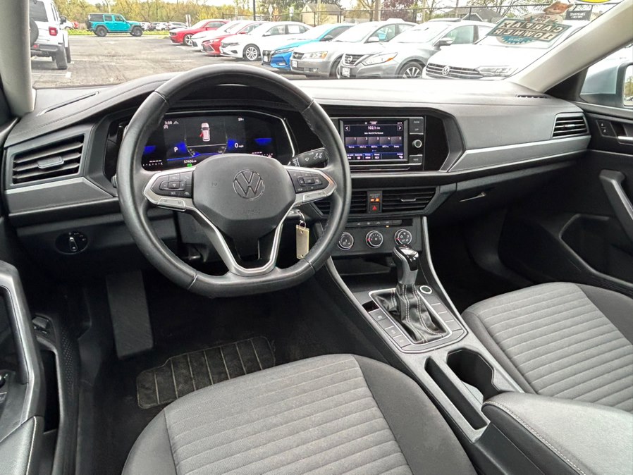 2024 Volkswagen Jetta S - Photo 13