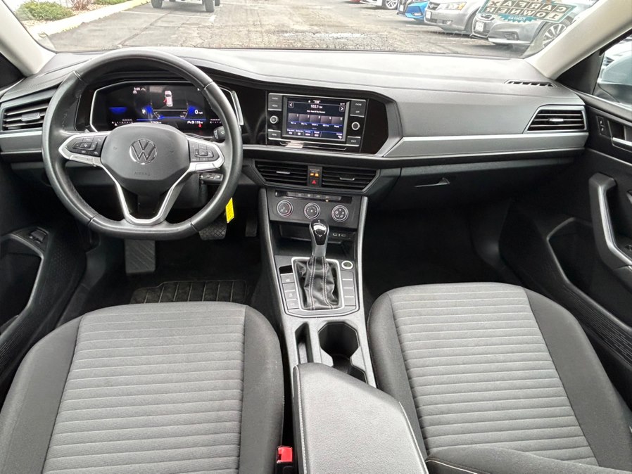 2024 Volkswagen Jetta S - Photo 17